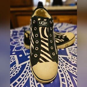 Ugg Laela Sneakers. Calfhair Zebra Print. Size 8
